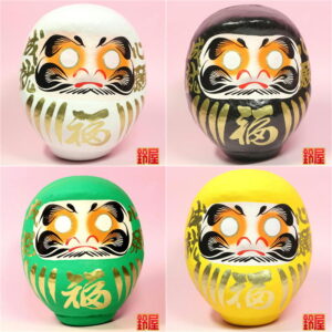 小さいだるまの置物・1